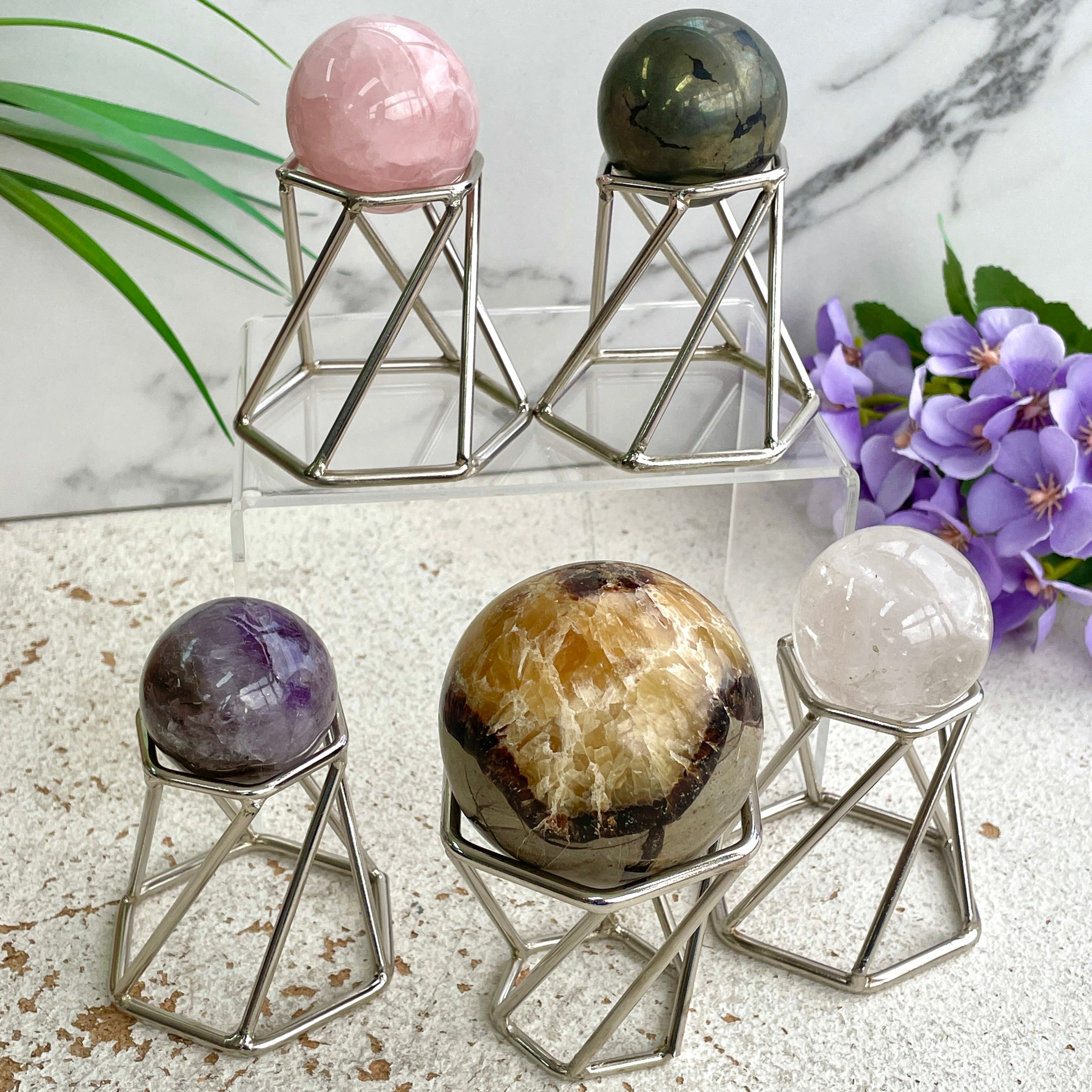 Sphere Stand Metal - Silver
