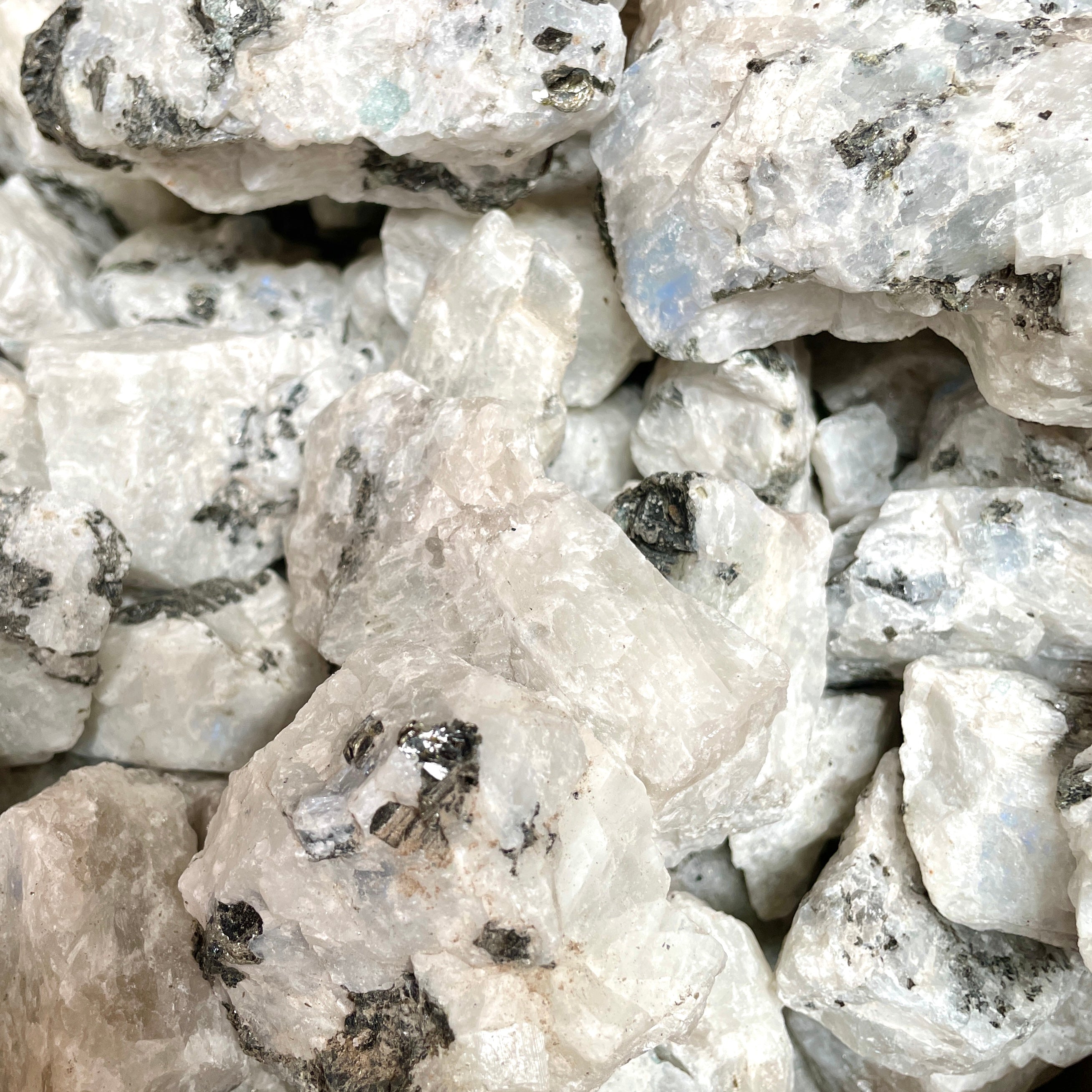 Rainbow Moonstone Rough 1pc (LRG)