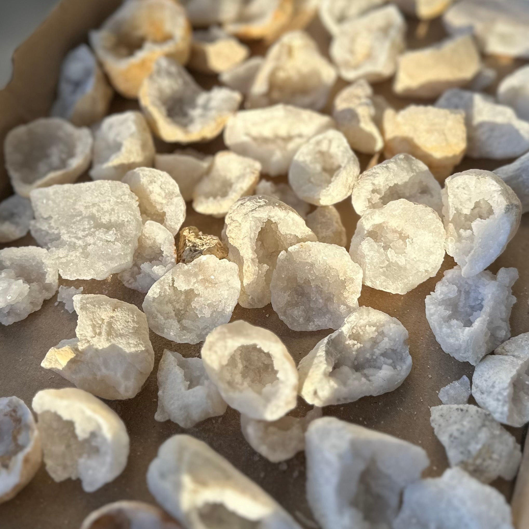 Quartz Geode Druzy Pieces - SM - (50-55pc)