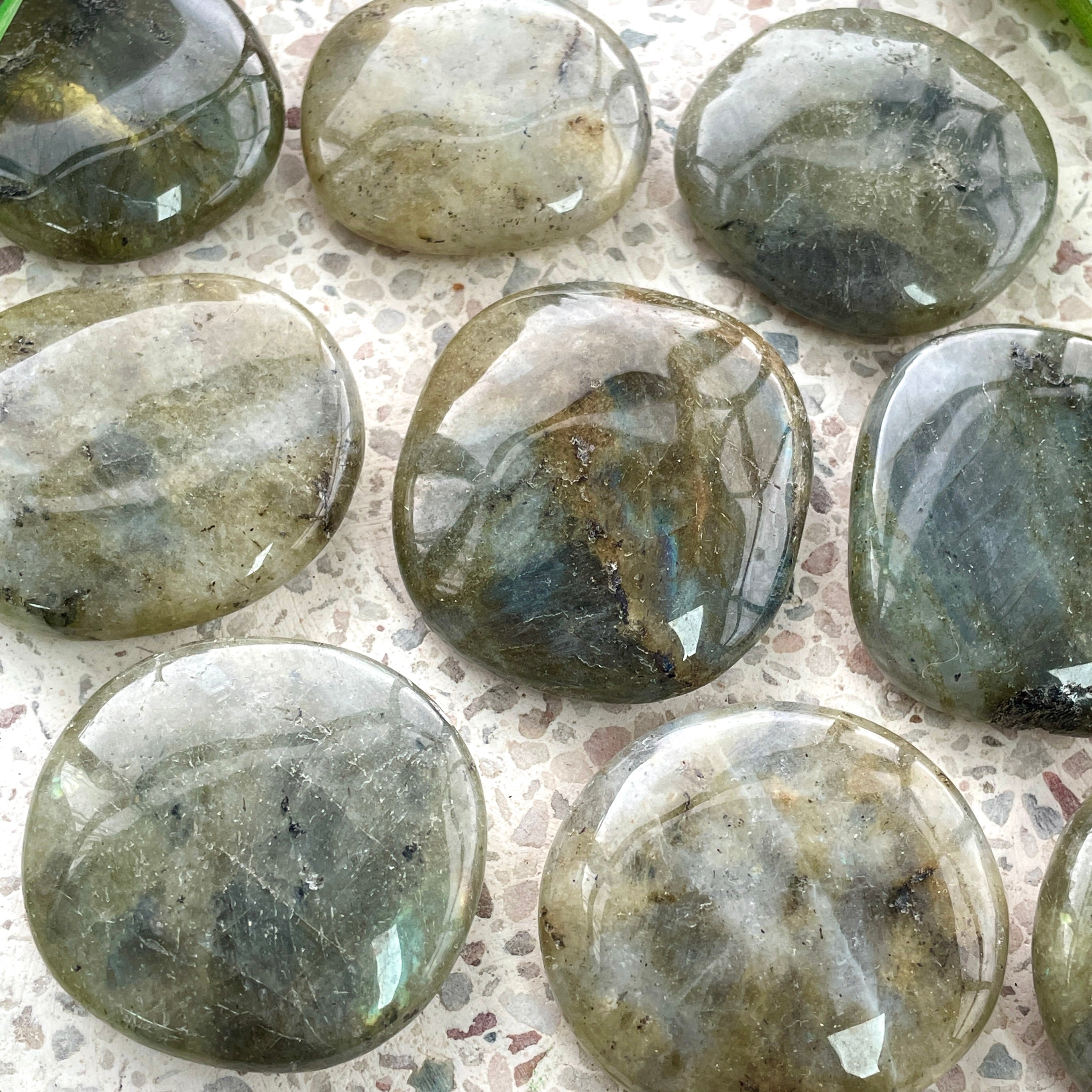 Labradorite - Pocket Palm Stone