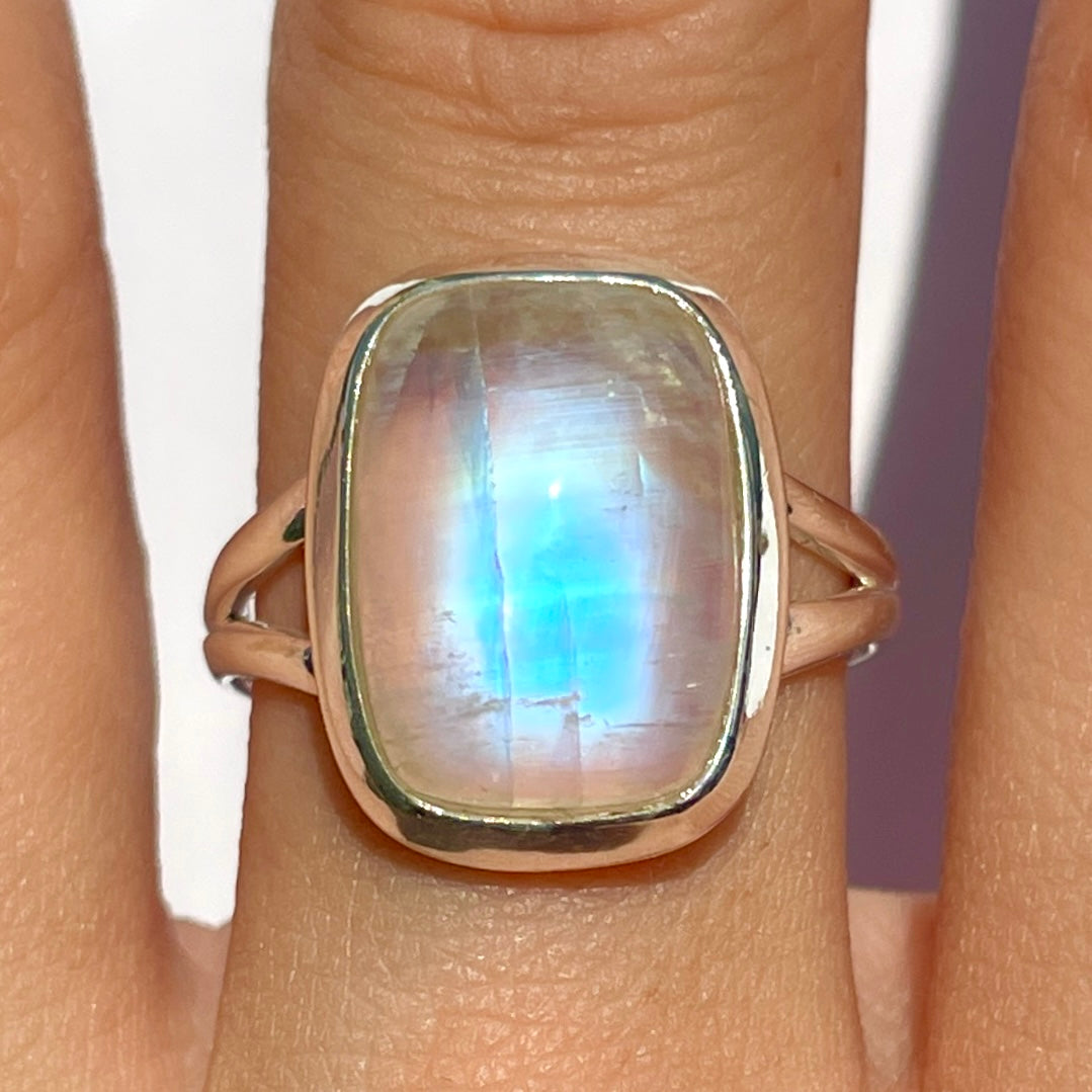 Rainbow Moonstone St.Silver Ring - SR13 Size 8