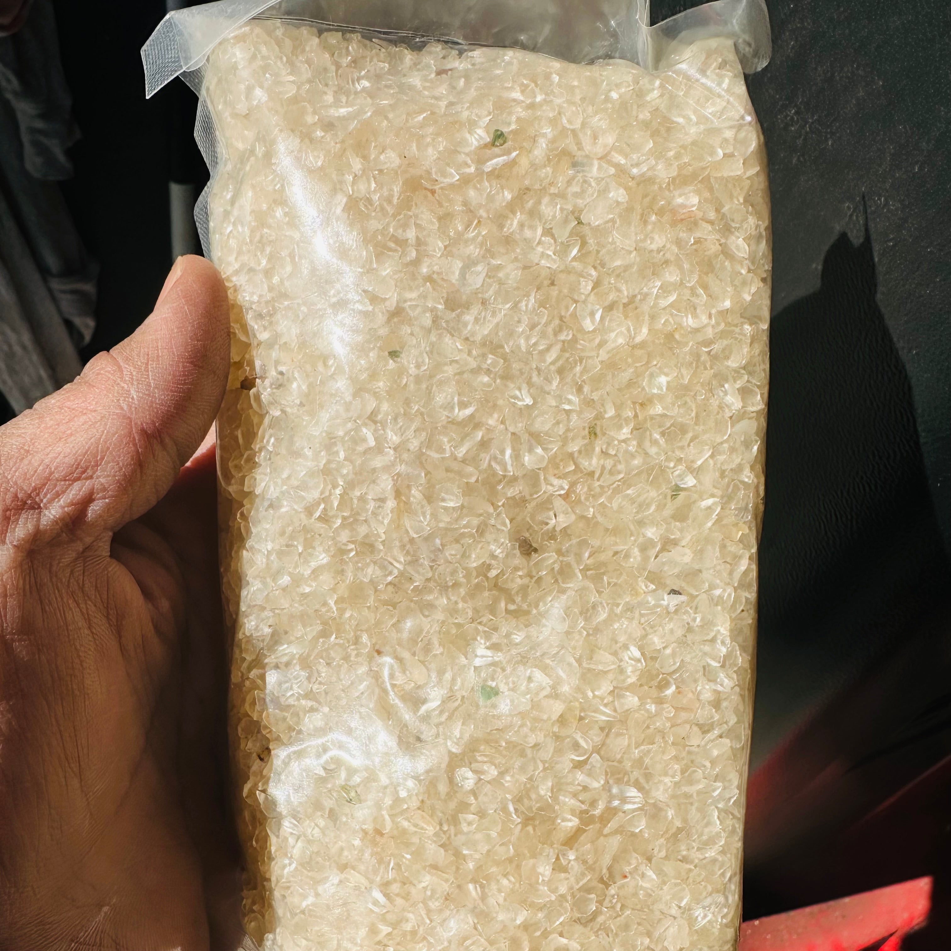 Clear Qtz-Chips-1KG-(IN) -“B”
