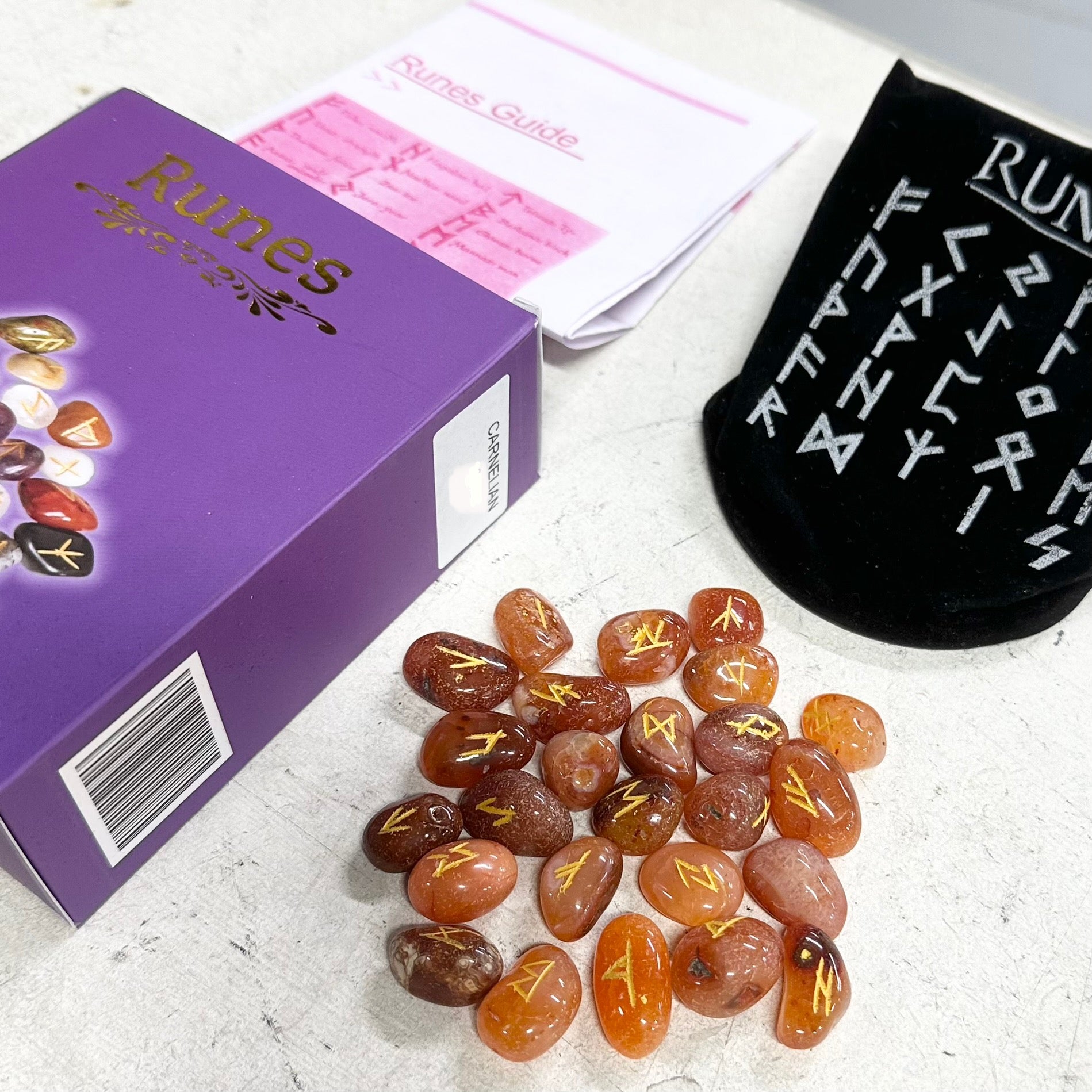 Carnelian - Boxes Runes Set