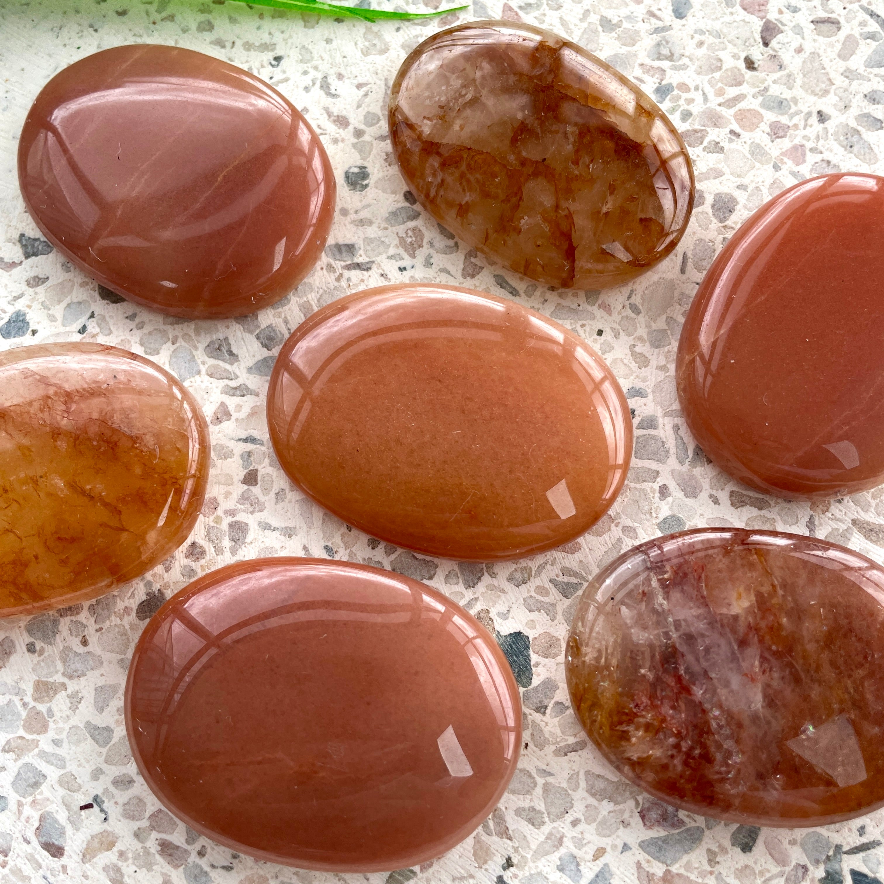 Red Aventurine - Small Palm Stone (IN)