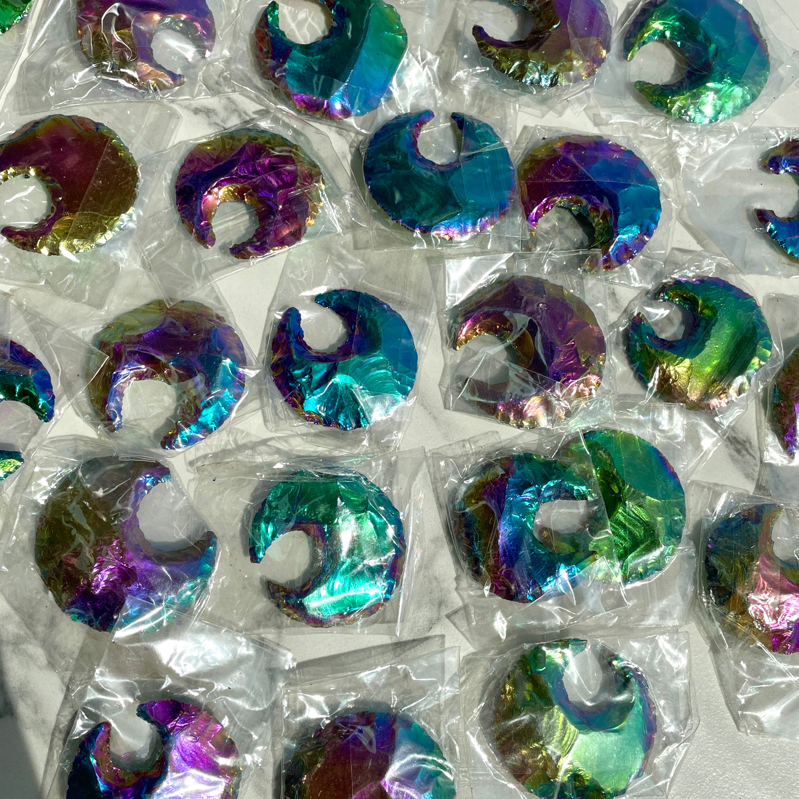 Titanium Aura - Moon 3-4cm