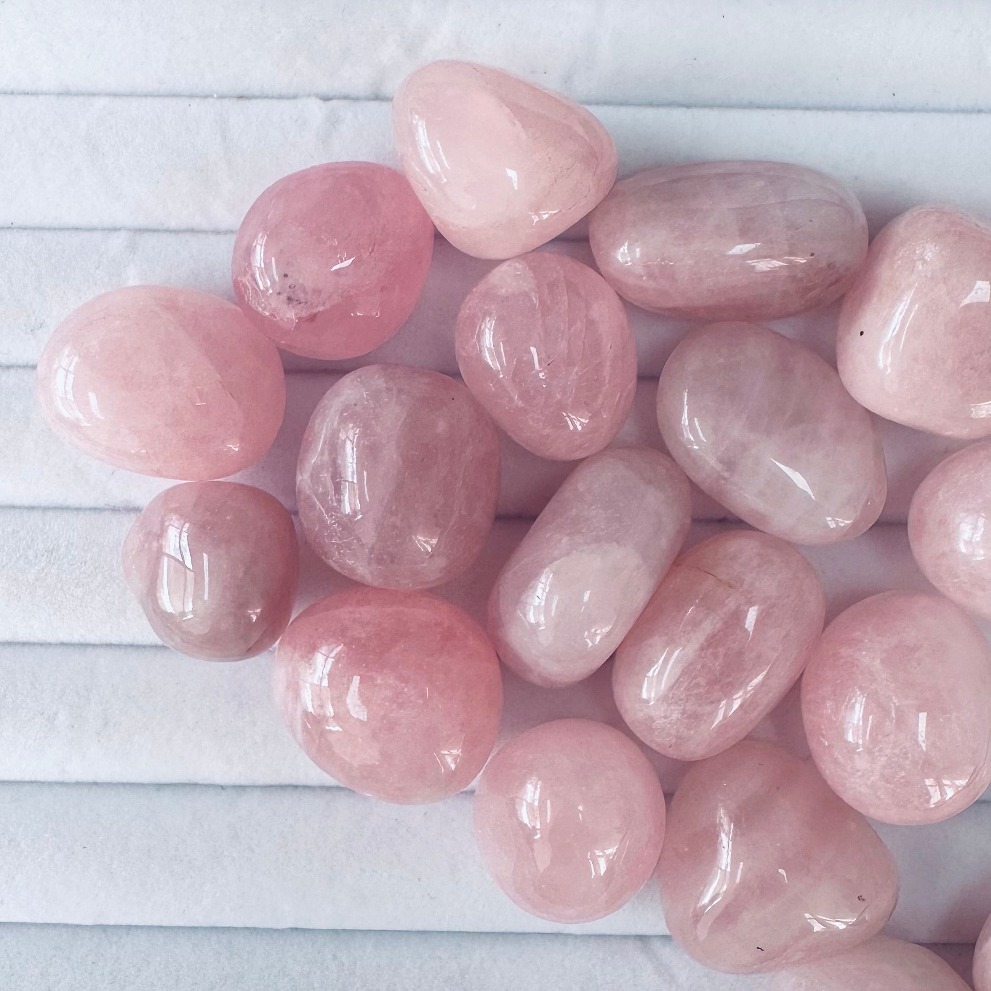 Rose Quartz Tumbled 200gm (11-15 pc)