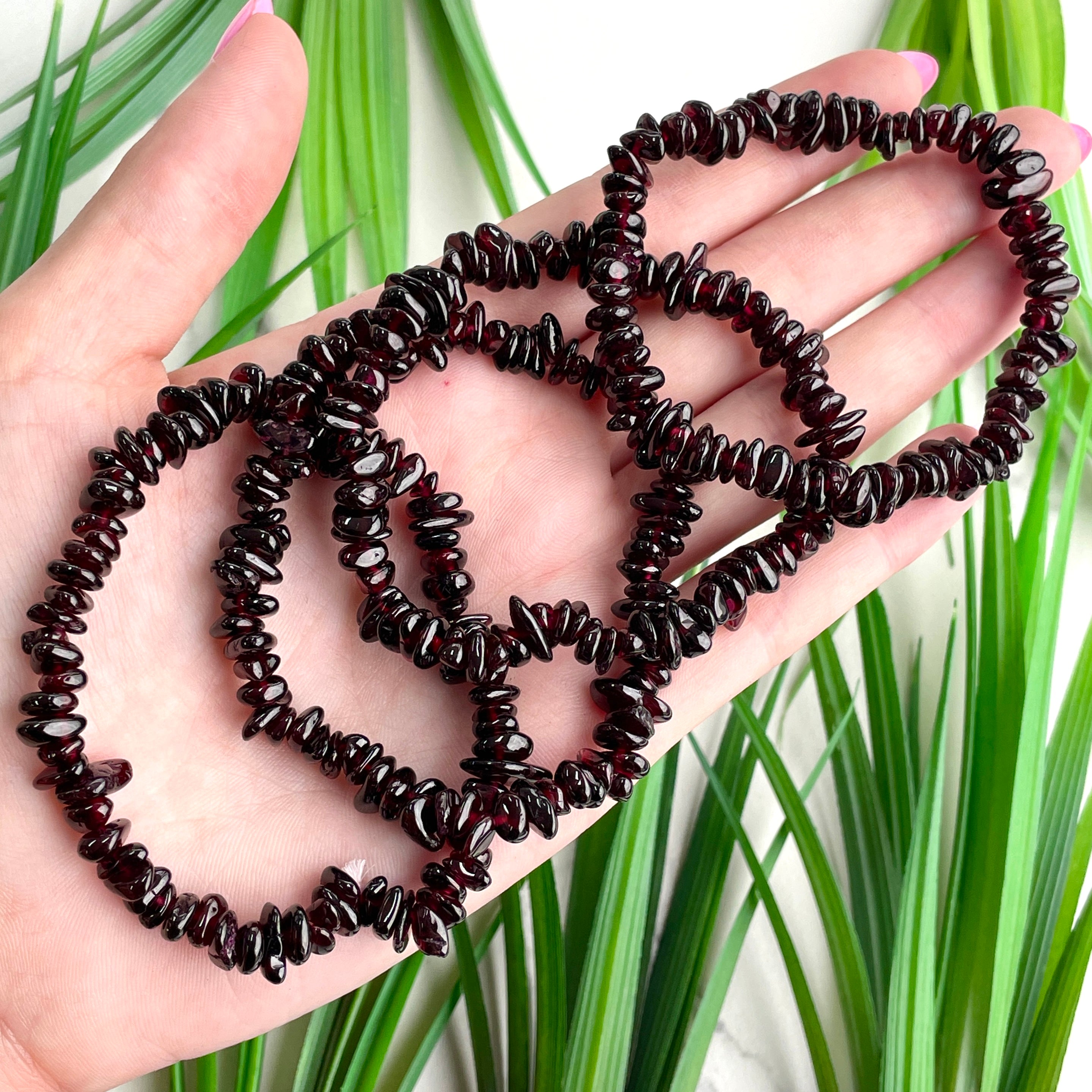 Garnet Chip Bracelet Q1/A