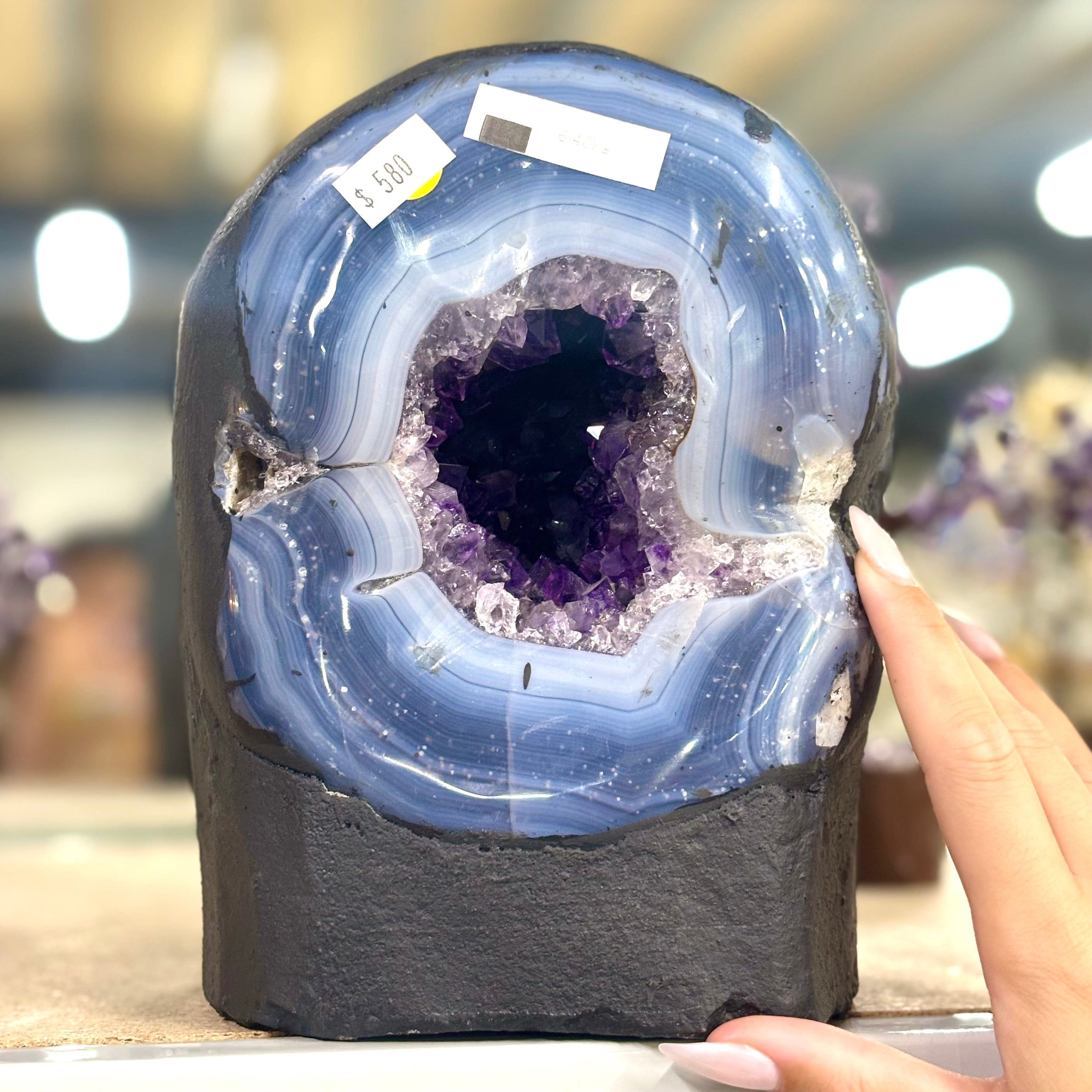 Amethyst & Agate Geode Cave - 90