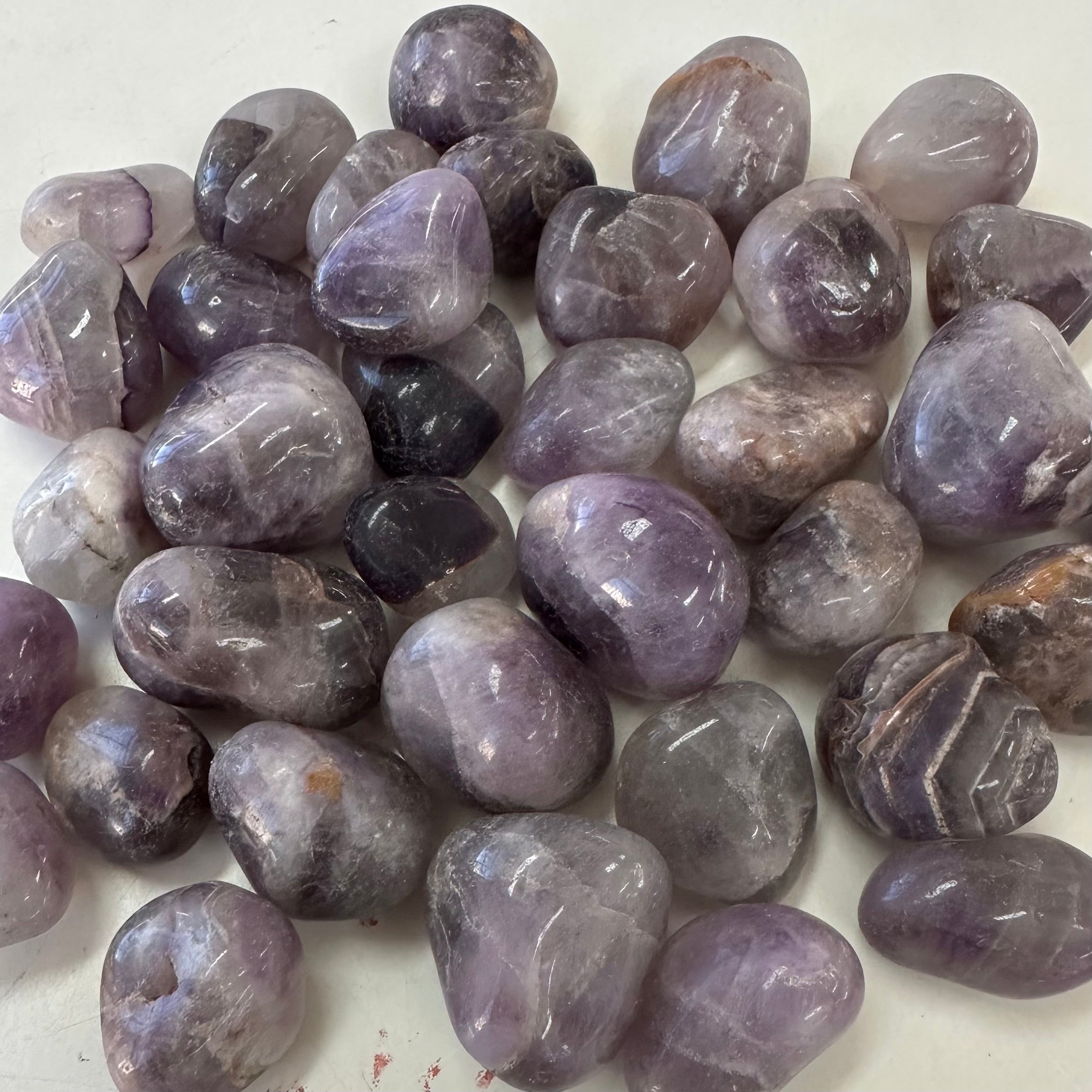 Amethyst(Chevron) Tumbled (2-4cm)-QB - 1Kg (40-45pc)