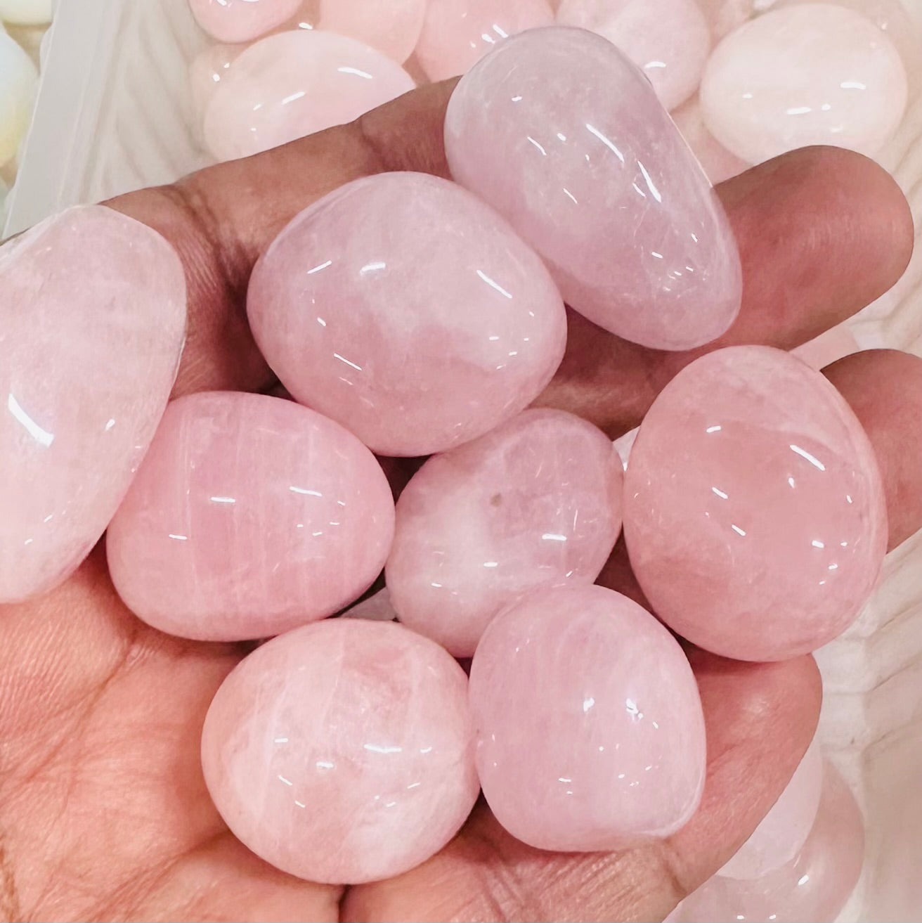 Rose Qtz Q1/A Tumbled 1KG (55-90 pc)