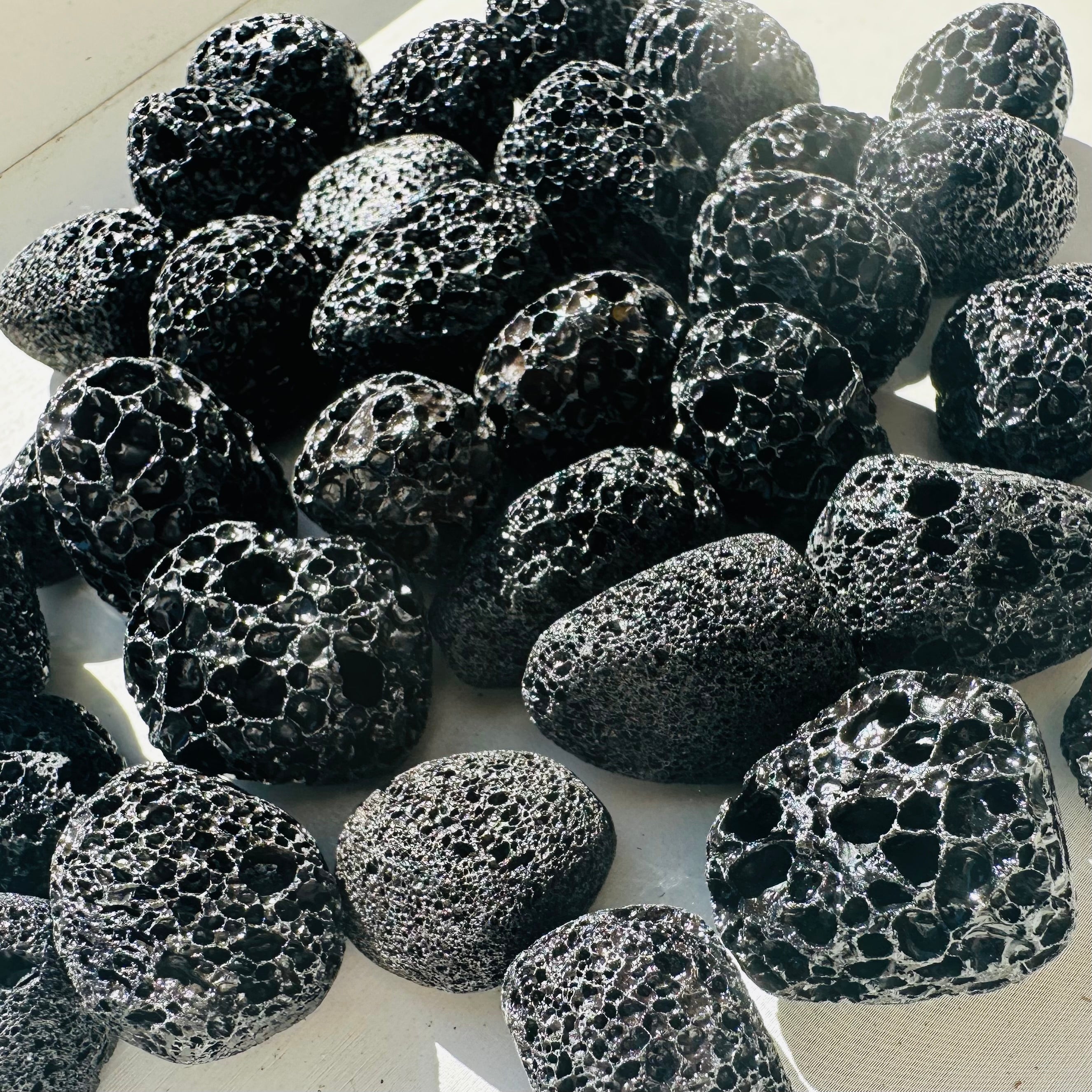 Lava Tumbled - 200gms (30-35pc)