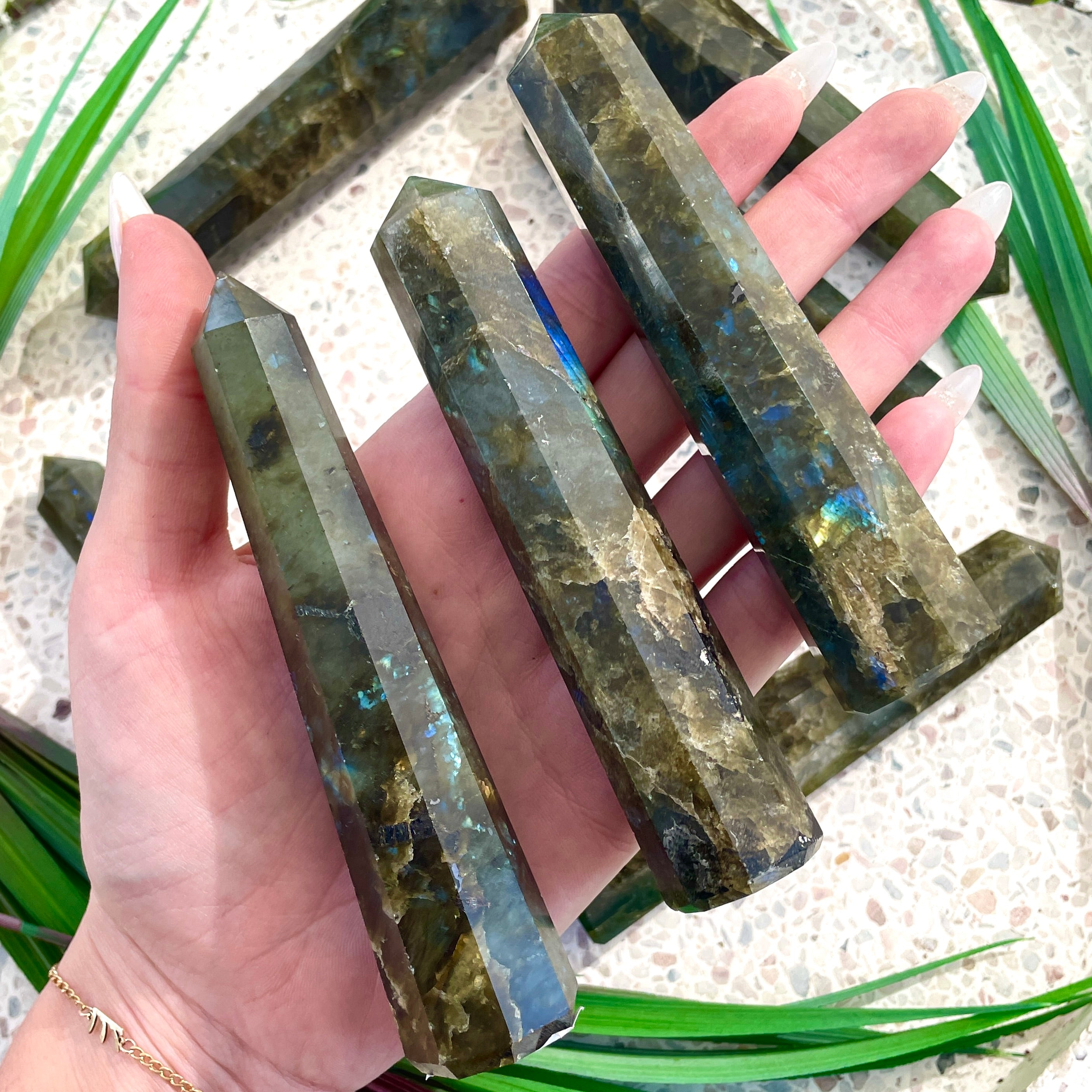 Labradorite Generator - 11cm