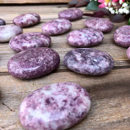 Lepidolite - Palm Stone - 6cm