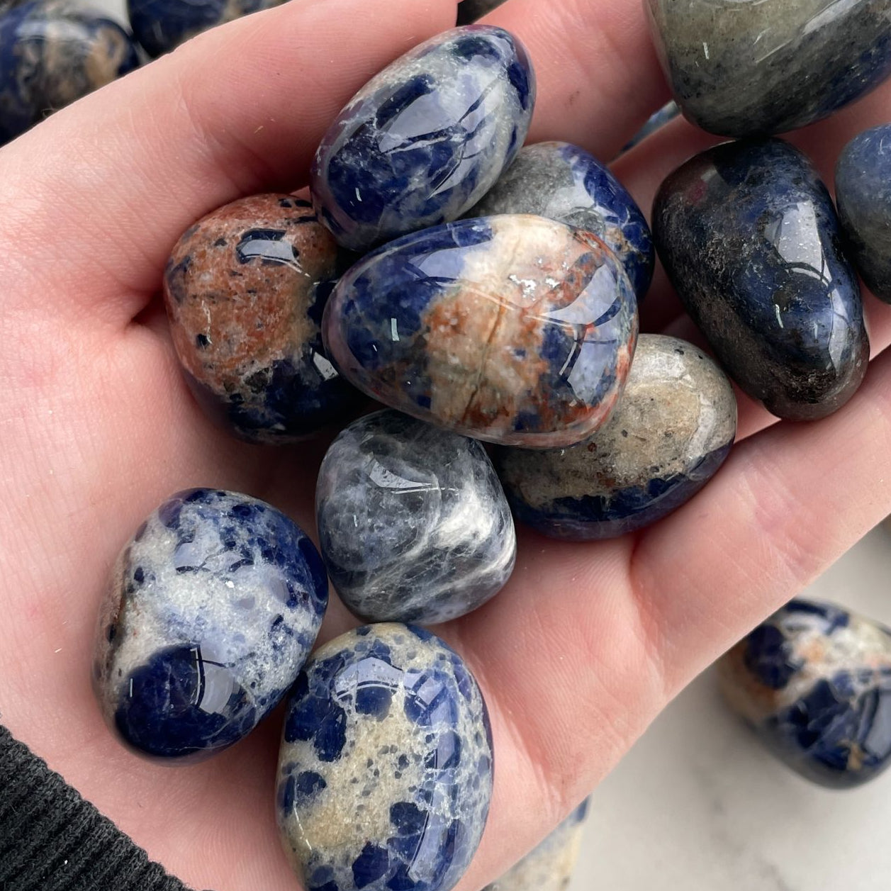 Sodalite Tumbled-200gms (12-15pc)
