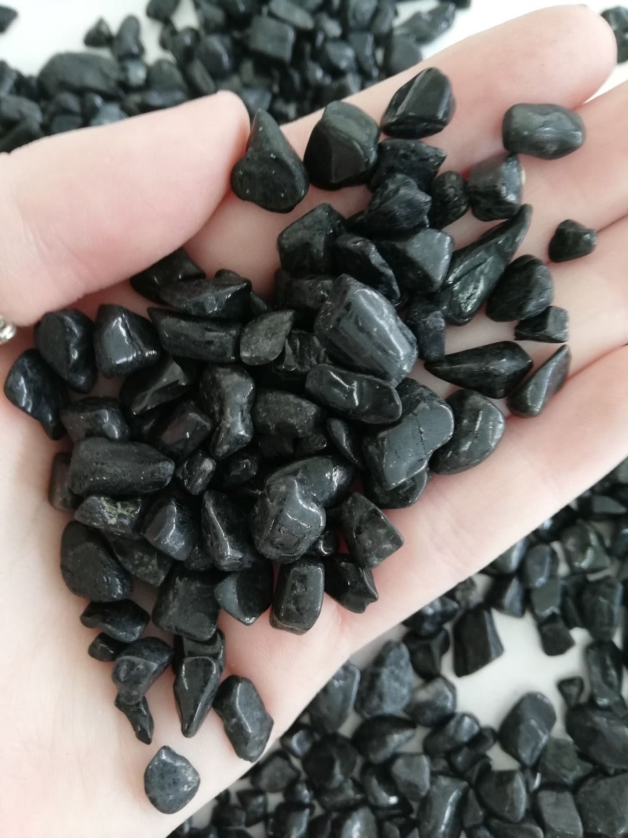 Black Tourmaline Chips 1KG (IN)