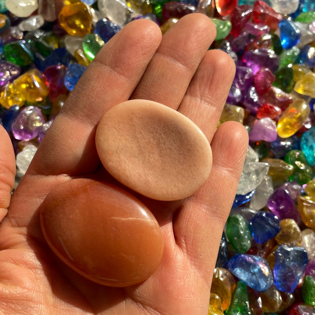 Red Aventurine - Small Palm Stone (IN)