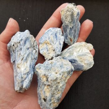 Rough - Kyanite Blue 4-7cm - 200gms