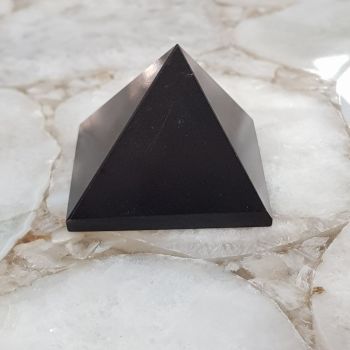 Black Tourmaline - Pyramid - 4.5cm