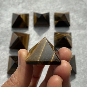 Tigers Eye - Mini Pyramid - 3cm