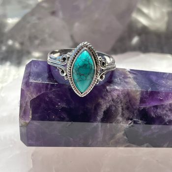 Sterling Silver Ring - Turquoise SZ7 - 08