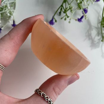 Selenite Orange Bowl - Round 6cm to 7cm