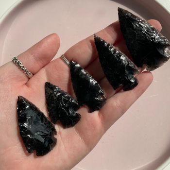 Obsidian Arrowhead - 1pc